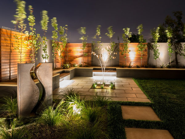 Cách bố trí đèn sân vườn để tăng hiệu ứng thẩm mỹ và an toàn - Garden Night Lighting Solutions